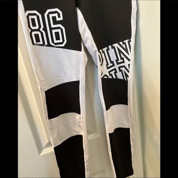 PINK Victoria’s Secret Workout Leggings - Picture 3 of 5